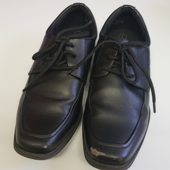 one set - Picture 3 of 4